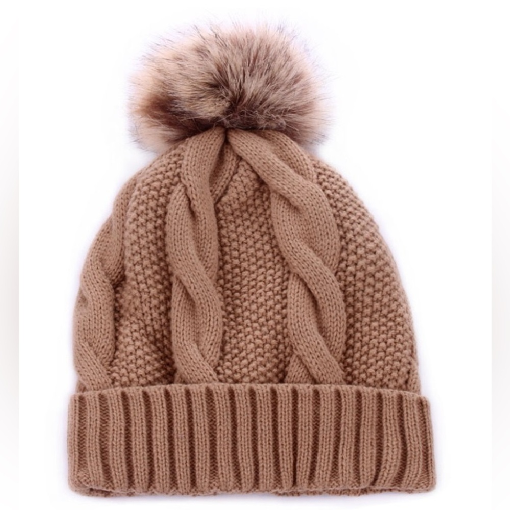 🧤 “ Cabin Babe “ Pom Beanie | Various Colors - Picture 8 of 12